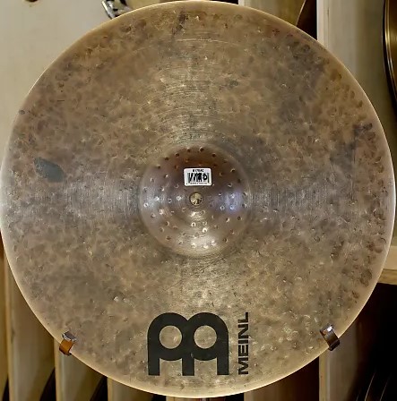 Meinl Byzance Dark 17" Crash 3.jpg