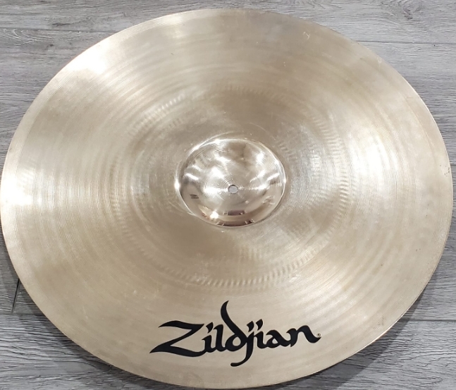 File:A Custom 22 Ping Ride 3.jpg