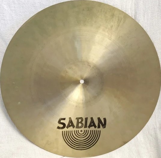 File:Sabian HHX 18" Manhattan Crash 3.jpg