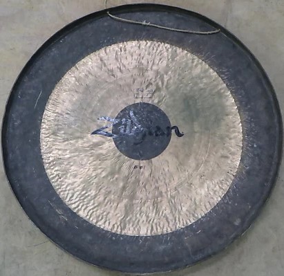 Zildjian 34" Orchestral Gong 3.jpg