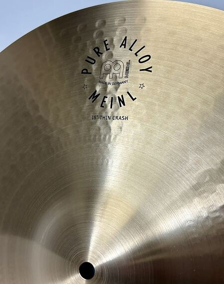 Meinl Pure Alloy 18" Thin Crash 2.jpg