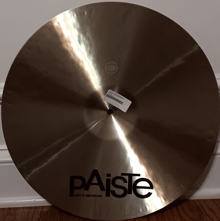 Paiste Formula 602 Modern Essentials 16" Crash 3.jpg