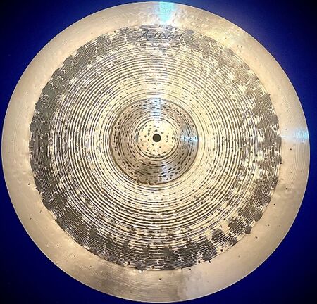 Sabian Artisan 20" Traditional Symphonic Elite Medium 1.jpg
