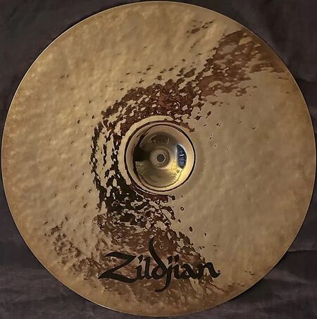 K Zildjian 19" Dark Thin Crash Ride 3.jpg