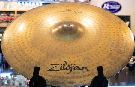 Zildjian Impulse 20 Ride 1.jpg