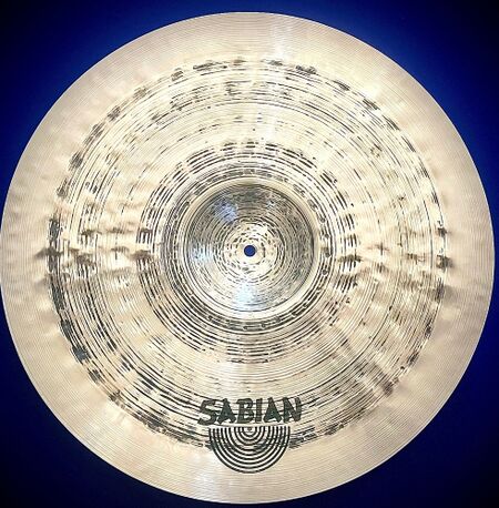 Sabian Artisan 20" Traditional Symphonic Elite Medium 3.jpg