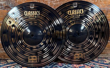 Meinl Classics Custom 14" Dark Hihat 1.jpg