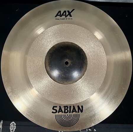 Sabian AAX 18" Freq Crash 1.jpg