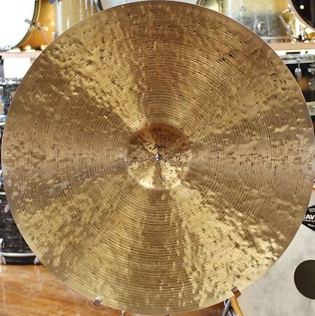 Istanbul Agop 30th Anniversary 26" Ride 3.jpg