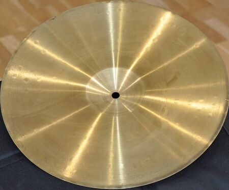 Meinl Meteor 14" Medium Hihat 4.jpg