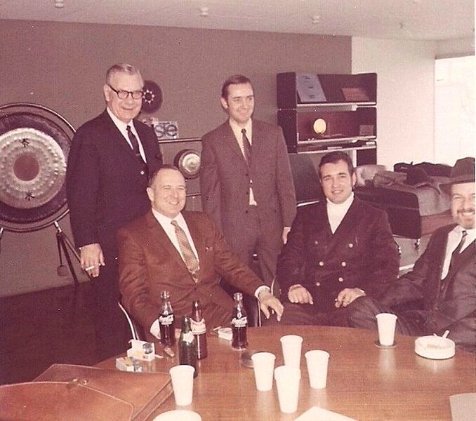 File:Paiste ludwig visit 1967.jpg