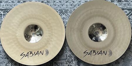 Sabian HHX 19" New Symphonic Viennese 3.jpg