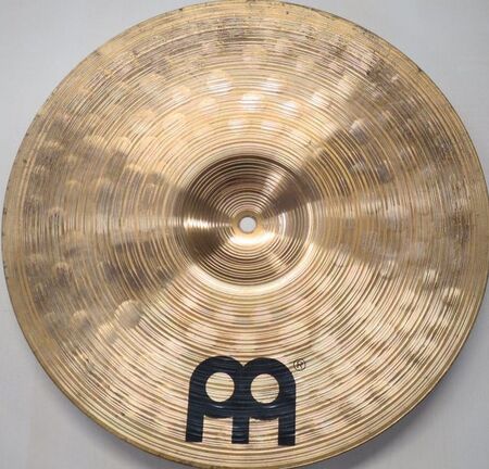 Meinl Classics 14" Powerful Crash 3.jpg