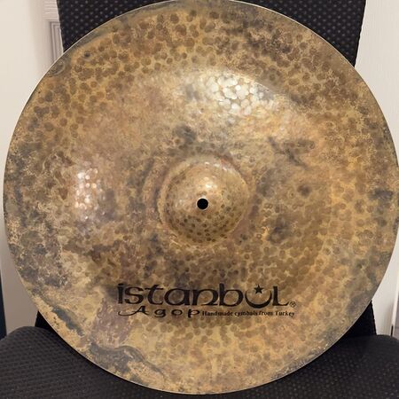 Istanbul Agop Turk 18" China 1.jpg