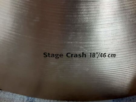 Sabian HHX 18" Stage Crash 2.jpg