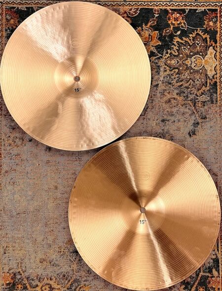 Paiste Formula 602 15" Medium Hi-Hat 5.jpg