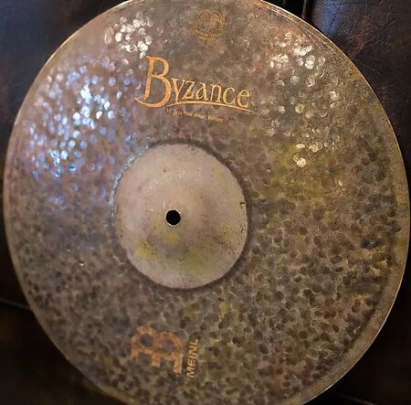 Meinl Byzance Jazz 15" Thin Hihat 4.jpg