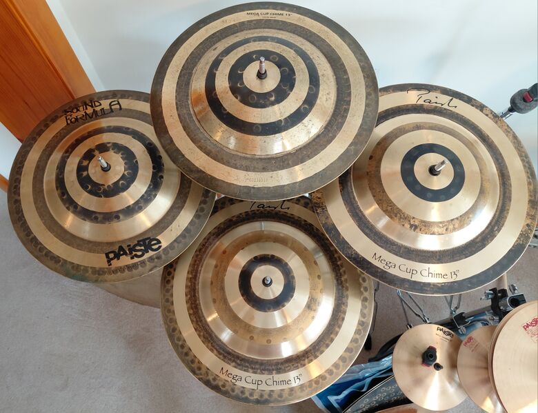 File:Paiste Mega Cup Chimes.jpg