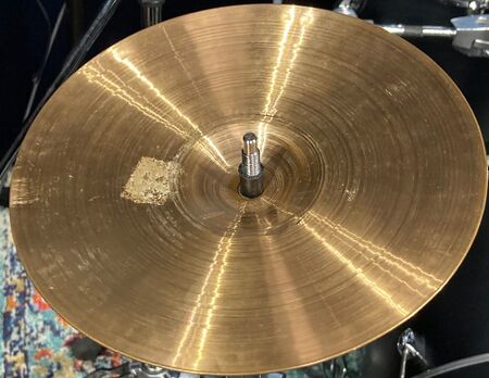 Paiste 2002 8 Bell B.jpg