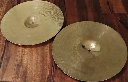 Meinl Byzance Brilliant 14 Medium Hihat 4.jpg