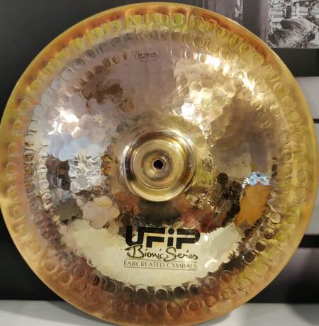 UFIP Bionic 18" China 1.jpg