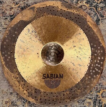 Sabian Radia 17 Crash 3.jpg
