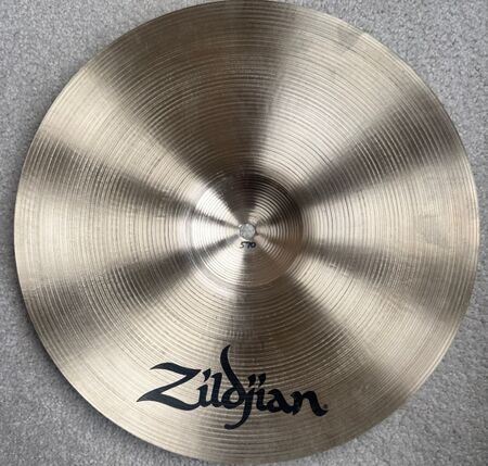 A Zildjian 13" Thin Crash 3.jpg