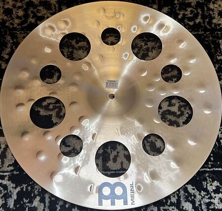 Meinl Pure Alloy 18" Extra Hammered Trash Crash 3.jpg