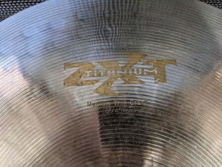 ZXT Titanium 18 Medium Thin Crash 2.jpg