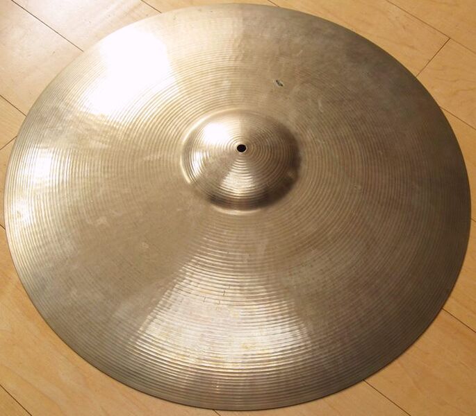 File:Paiste-pre602-top.jpg