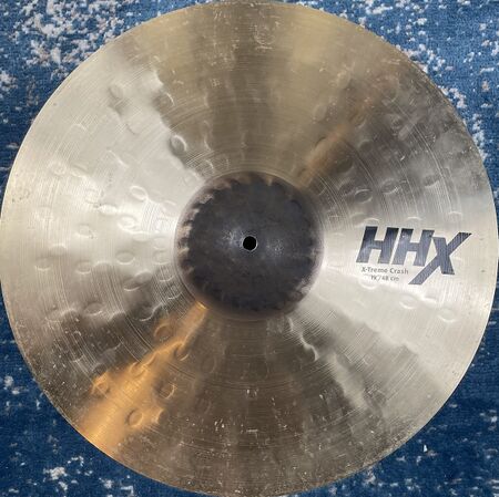 Sabian HHX 19" X-Treme Crash 1.jpg