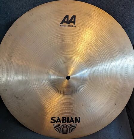 Sabian AA 19" Viennese 1.jpg