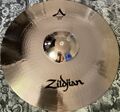 A Zildjian 18 Stadium Medium 1.jpg