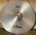 A Zildjian 20 Medium Thin Suspended 1.jpg