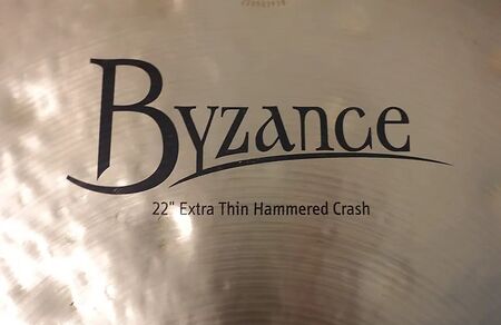 Meinl Byzance Traditional 22" Extra Thin Hammered Crash 2.jpg