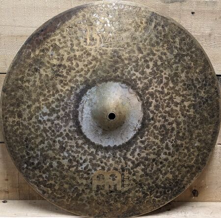 Meinl Byzance Extra Dry 16" Thin Crash 1.jpg