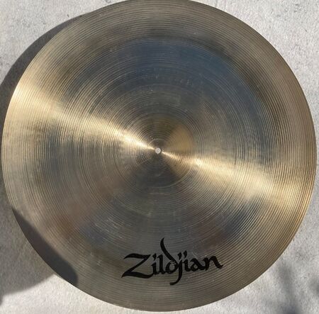 A Zildjian 24" Ping Ride 3.jpg