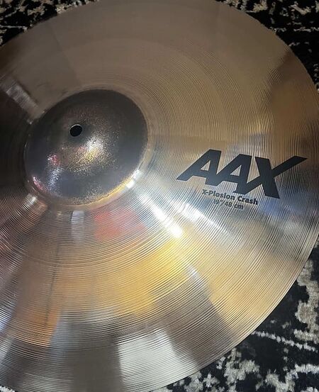Sabian AAX 19" X-Plosion Crash 2.jpg