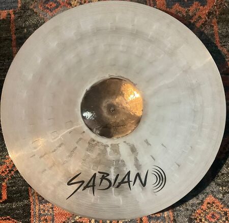 Sabian HHX 19" Redlight Crash 3.jpg