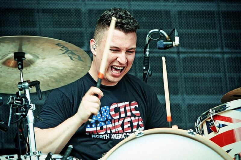 File:Matt Helders.jpg