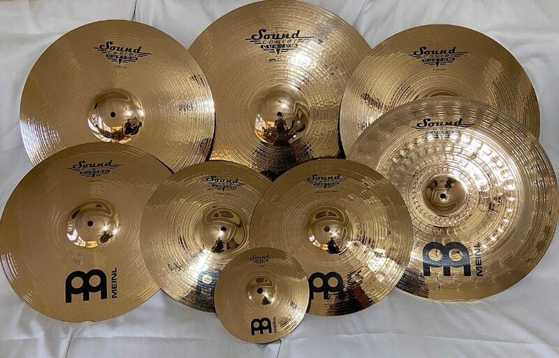 File:Meinl Soundcaster Customs.jpg