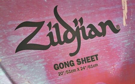 Zildjian 20" x 24" Gong Sheet 2.jpg