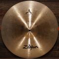 A Zildjian 20 Classic Orchestral Suspended 1.jpg
