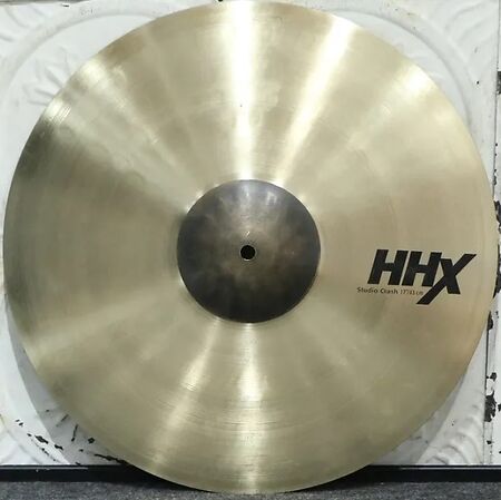 Sabian HHX 17" Studio Crash 1.jpg