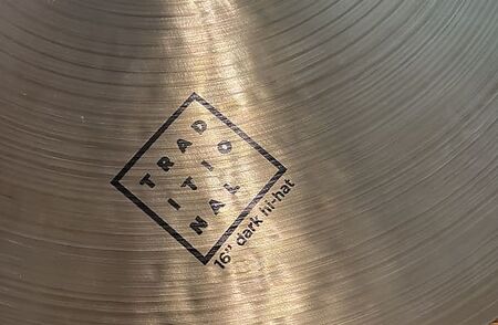 Istanbul Agop Traditional 16" Dark Hi-Hat 2.jpg