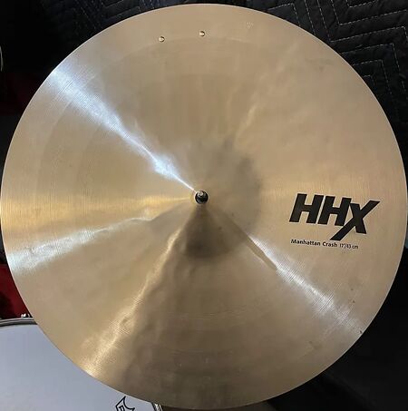 Sabian HHX 17" Manhattan Crash 1.jpg