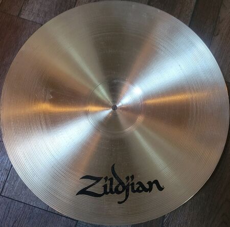 A Zildjian 370th Anniversary 20" Medium Ride D.jpg