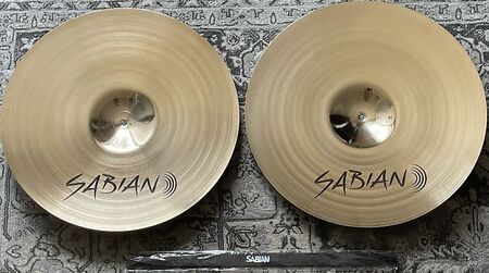 Sabian AA 18" Viennese 3.jpg