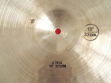 UFIP Class 13" Medium Hi-Hat 2.jpg