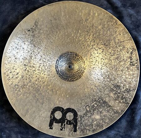 Meinl Byzance 21 Dry Ride 3.jpg
